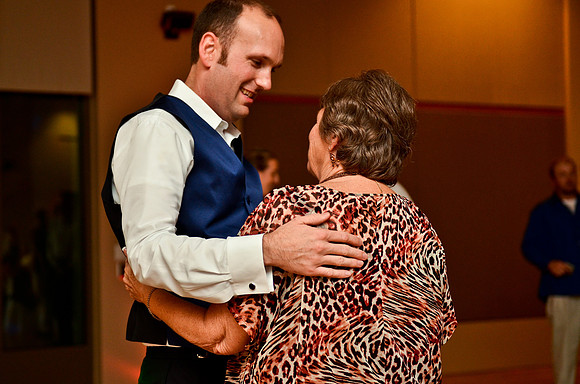 © 2012 www.TommyJohnStudios.com