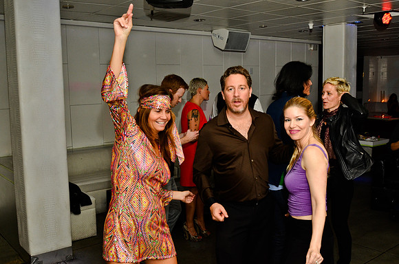 © 2012 www.TommyJohnStudios.com