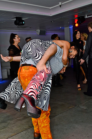 © 2012 www.TommyJohnStudios.com