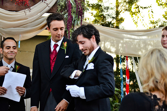 © 2012 www.TommyJohnStudios.com