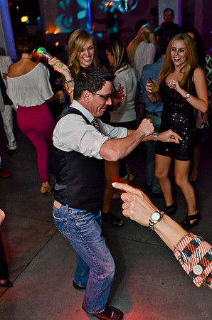 © 2012 www.TommyJohnStudios.com