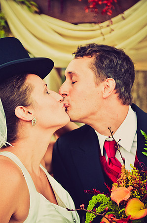 © 2012 www.TommyJohnStudios.com