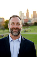justin-smith-jan-2022-headshots_0318_LR-2