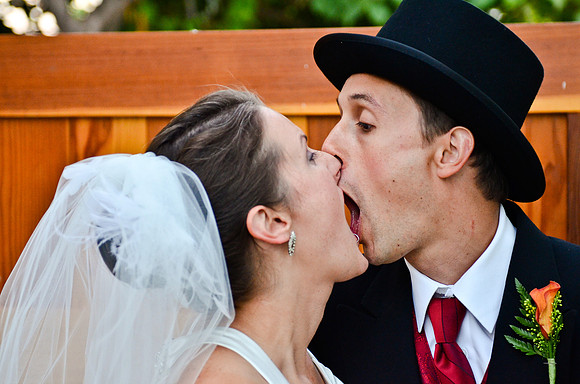 © 2012 www.TommyJohnStudios.com