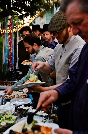 © 2012 www.TommyJohnStudios.com