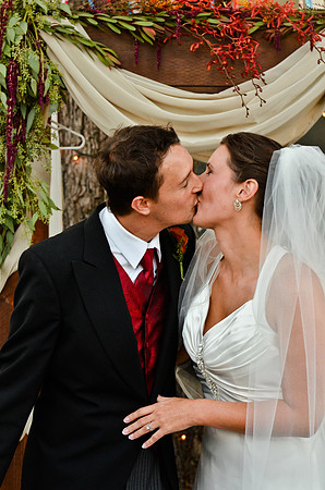 © 2012 www.TommyJohnStudios.com