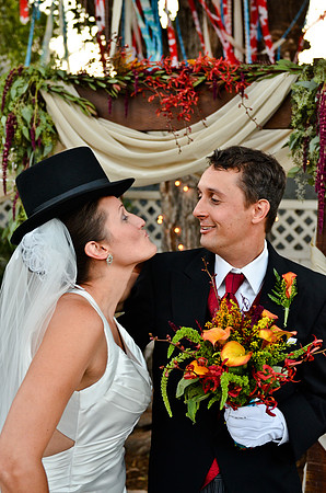 © 2012 www.TommyJohnStudios.com