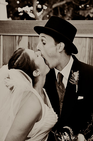 © 2012 www.TommyJohnStudios.com