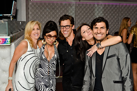 © 2012 www.TommyJohnStudios.com