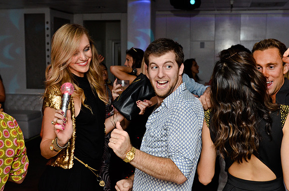 © 2012 www.TommyJohnStudios.com