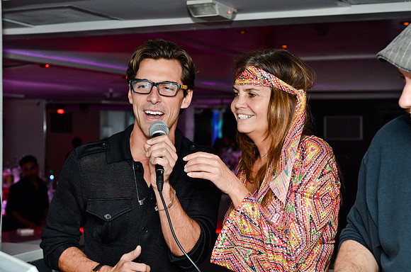 © 2012 www.TommyJohnStudios.com