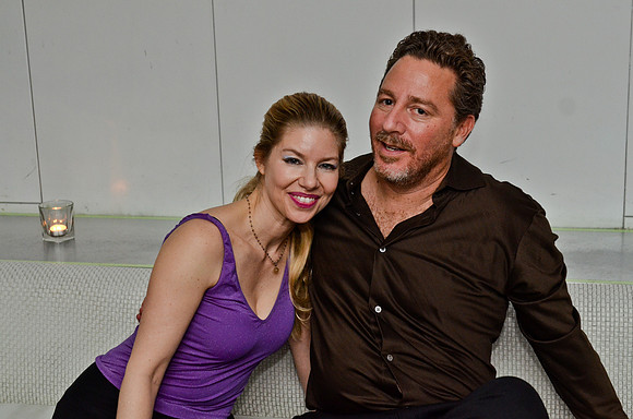© 2012 www.TommyJohnStudios.com
