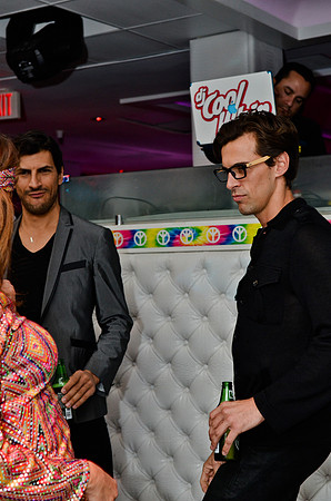 © 2012 www.TommyJohnStudios.com