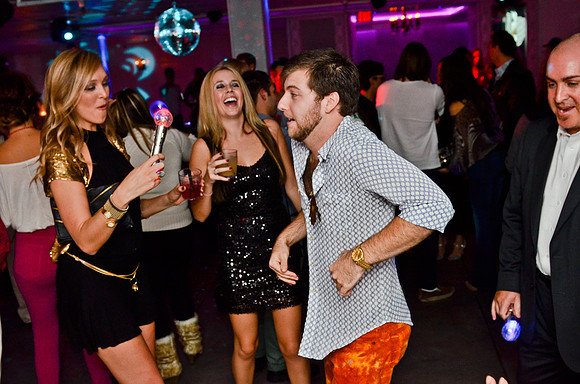 © 2012 www.TommyJohnStudios.com