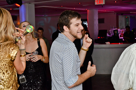 © 2012 www.TommyJohnStudios.com
