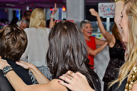 © 2012 www.TommyJohnStudios.com