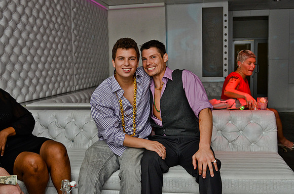 © 2012 www.TommyJohnStudios.com