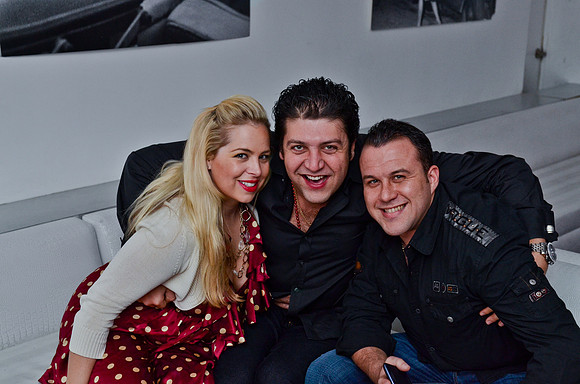 © 2012 www.TommyJohnStudios.com