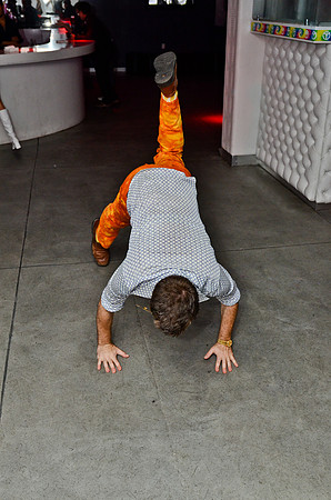© 2012 www.TommyJohnStudios.com