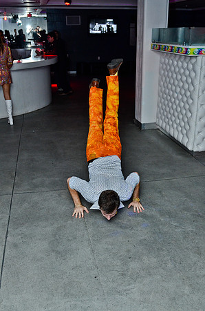 © 2012 www.TommyJohnStudios.com