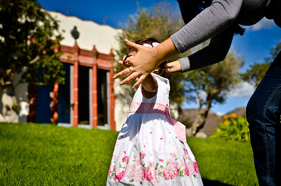 © 2012 www.TommyJohnStudios.com