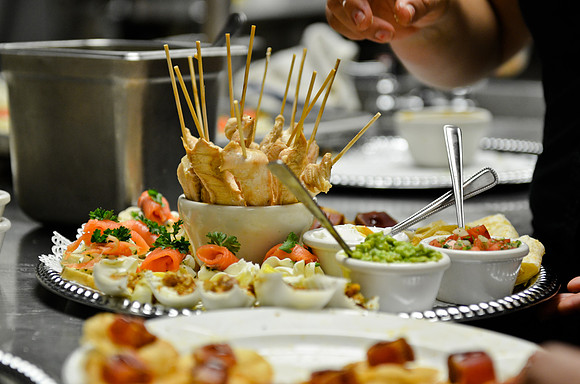 © 2012 www.TommyJohnStudios.com