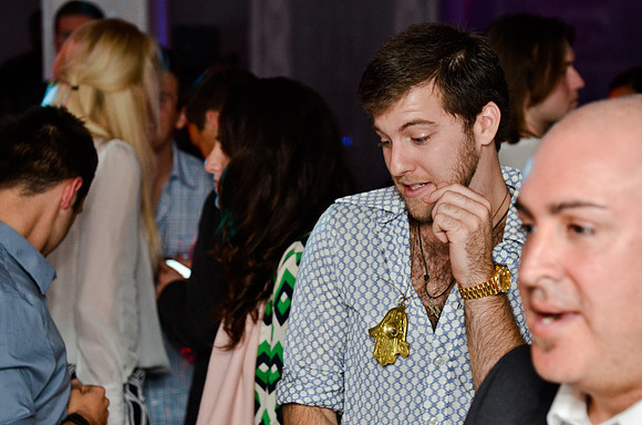 © 2012 www.TommyJohnStudios.com