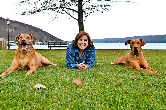 © 2012 www.TommyJohnStudios.com