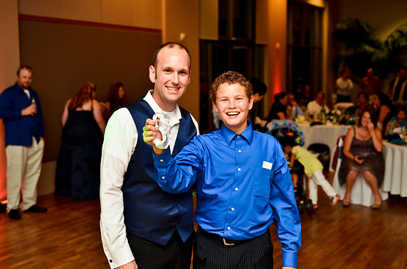© 2012 www.TommyJohnStudios.com