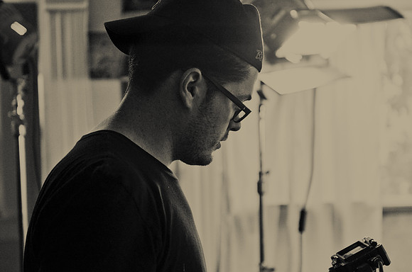 © 2012 www.TommyJohnStudios.com