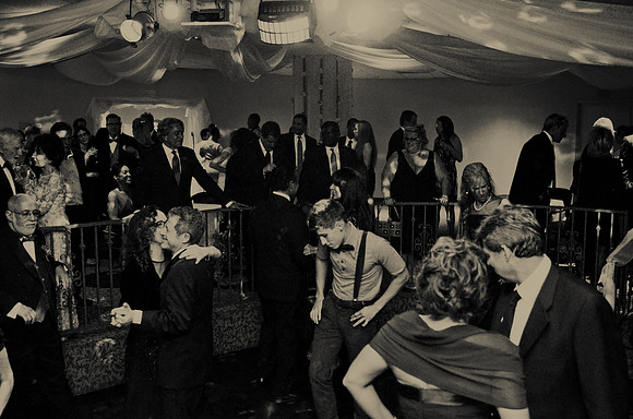 © 2012 www.TommyJohnStudios.com