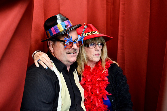 © 2012 www.TommyJohnStudios.com